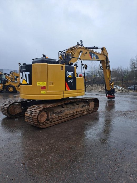 CATERPILLAR 325F