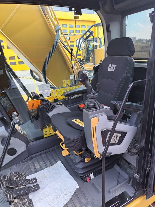 CATERPILLAR 320 Trimble 3D