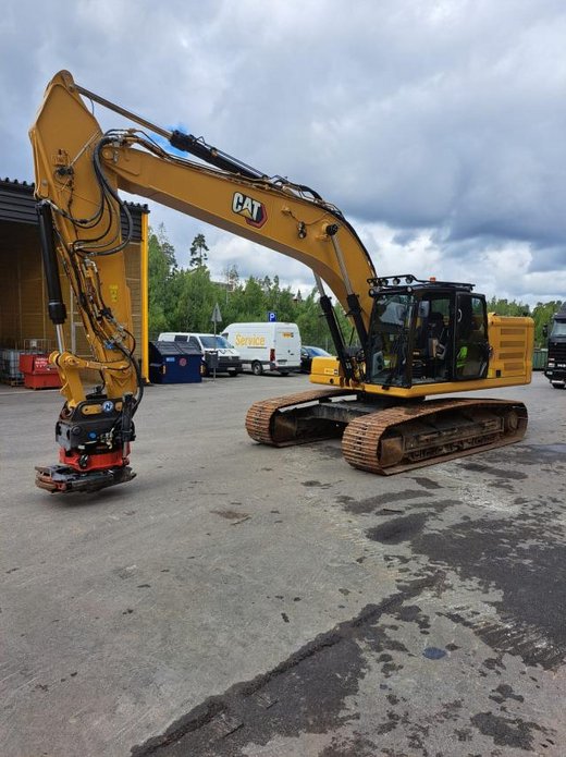 CATERPILLAR 330