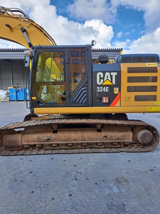 CATERPILLAR 324EL