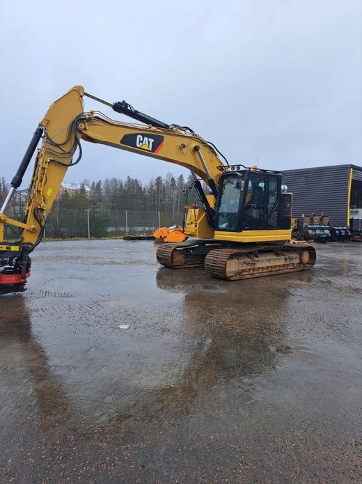 CATERPILLAR 325F