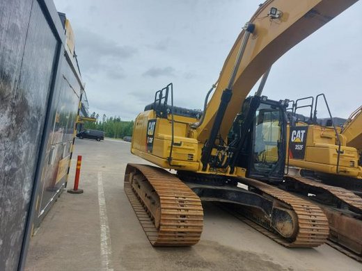 CATERPILLAR 330FL