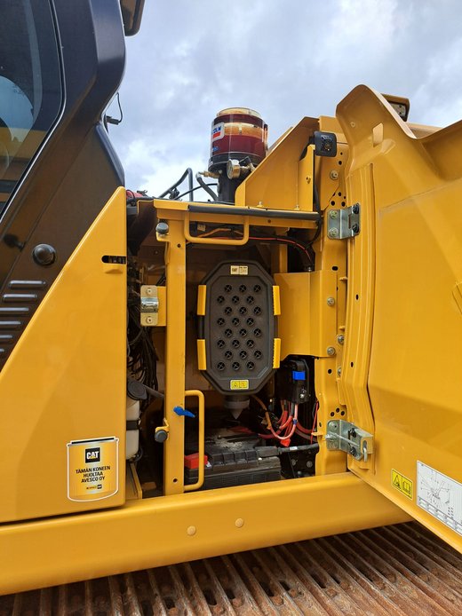 CATERPILLAR 330