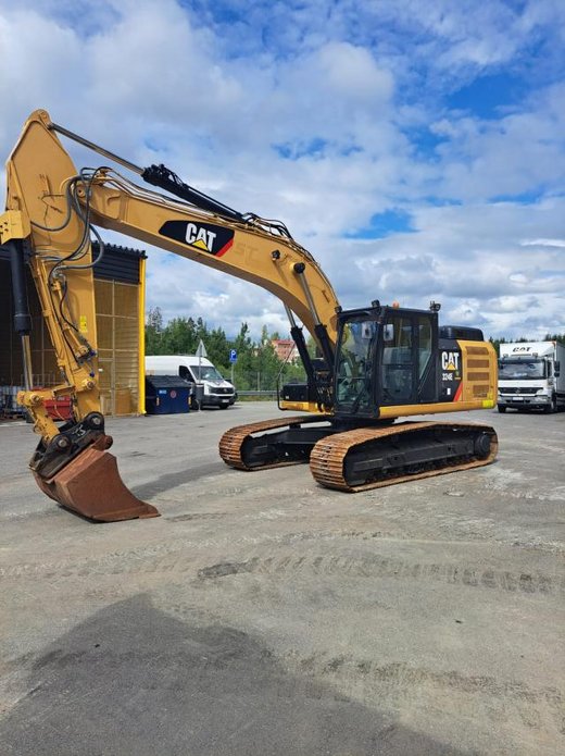 CATERPILLAR 324EL